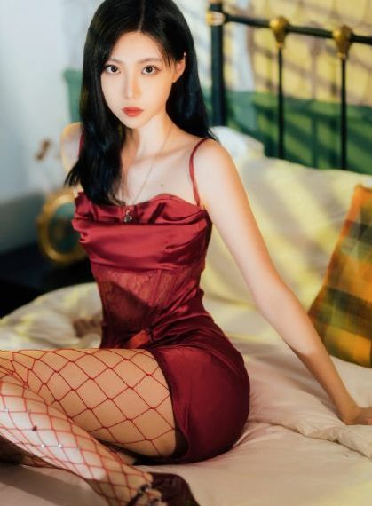 《两男一女的性享受》-清晰免费神马在线观看